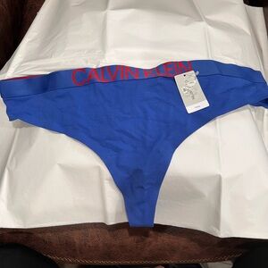 🤩Calvin Klein Blue Panties with Red Logo